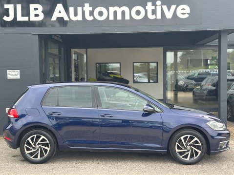 Volkswagen Golf 1.6 Golf Match TDI Semi-Auto 5dr 10