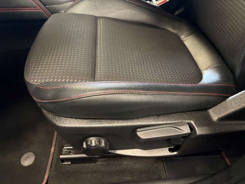 Ford Focus 1.0 Focus ST-Line X 5dr 47