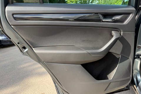 Skoda Kodiaq SE L TDI SCR DSG - FULL SKODA SERVICE HISTORY -APPLE CARPLAY -TOWBAR 28