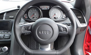 Audi R8 9