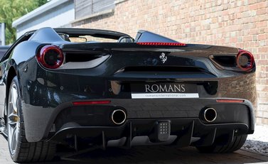 Ferrari 488 Spider 24