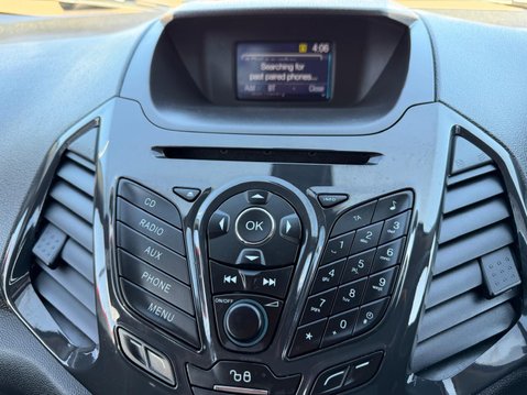 Ford Ecosport 1.0T EcoBoost Titanium 2WD Euro 5 (s/s) 5dr 9