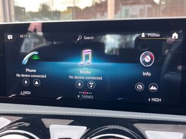 Mercedes-Benz A Class 1.3 A 200 Sport Exeutive Auto 5dr 38