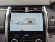Land Rover Discovery 3.0 Discovery R-Dynamic SE D MHEV Auto 4WD 5dr 69