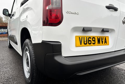 Vauxhall Combo L1H1 2000 Edition 102 ps 22