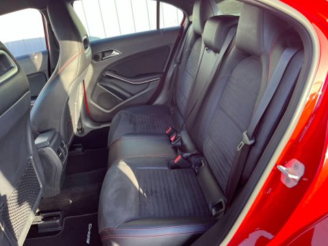 Mercedes-Benz A Class 1.6 A180 AMG Line (Premium) Euro 6 (s/s) 5dr 33