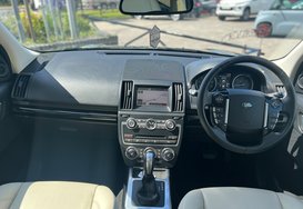 Land Rover Freelander SD4 METROPOLIS 36