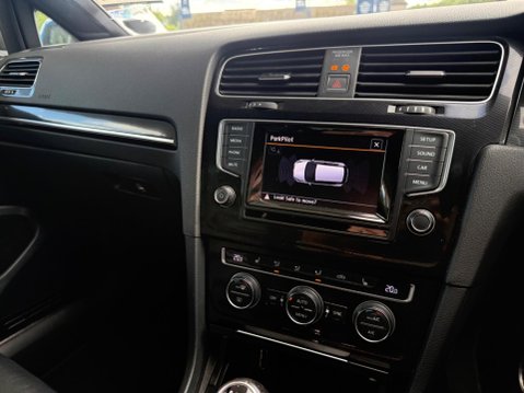 Volkswagen Golf 2.0 TDI BlueMotion Tech GTD Euro 6 (s/s) 5dr 8