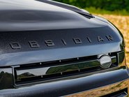 Land Rover Defender D250 X-Dynamic HSE Hard Top Obsidian 18