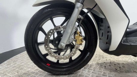 Piaggio Medley 2023 ONLY 4K 125CC LEARNER SCOOTER 15 BHP NEW MOT WARRANTY 34