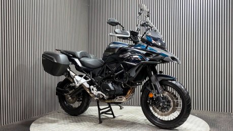 Benelli TRK 502 X 2022 ONLY 10K SIDE BOXES CAR PLAY A2 READY NEW MOT 500CC 4