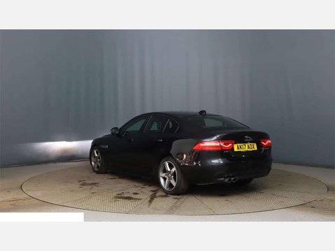 Jaguar XE 2.0d R-Sport Euro 6 (s/s) 4dr 7
