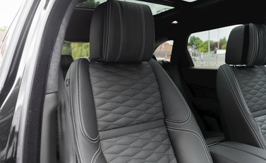 Land Rover Range Rover Velar SVAutobiography Dynamic 13