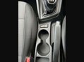 Hyundai i20 1.2 SE Launch Edition Hatchback 5dr Petrol Manual Euro 6 (s/s) (84 ps) BLUE 35