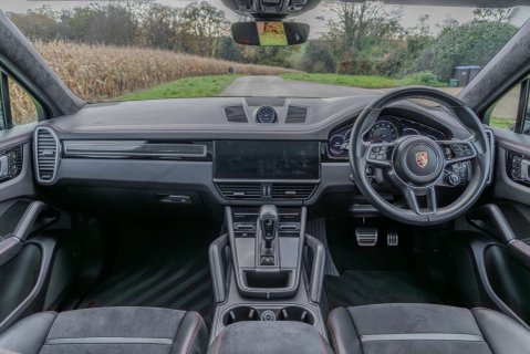 Porsche Cayenne Cayenne GTS 12