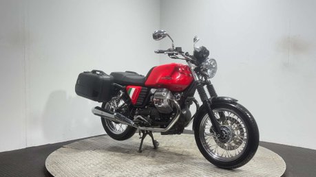 Moto Guzzi V7 750 2009 26K NEW MOT SERVICED 1 OWNER MODERN RETRO BIKE 750CC 3