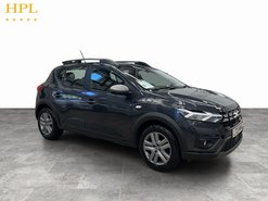 Dacia Sandero Stepway 1.0 TCe Expression Hatchback 5dr Petrol Manual Euro 6 (s/s) (90 ps) Parking