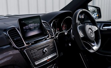 Mercedes-Benz GLS GLS 63 22