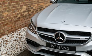 Mercedes-Benz C Class C63 Coupe 21