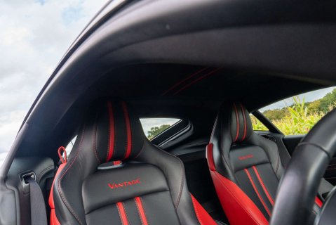 Aston Martin Vantage 4.0 Vantage V8 Auto 3dr 11