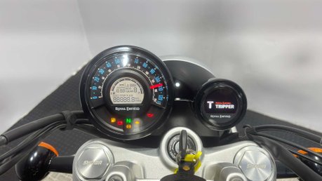 Royal Enfield Super Meteor 2024 6K 12 MONTHS MOT SUPER CLEAN BIKE CRUISER 650 A2 READY 44