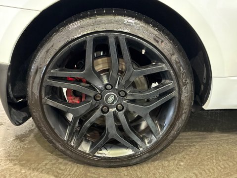 Land Rover Range Rover Sport 3.0 SD V6 Autobiography Dynamic Auto 4WD Euro 6 (s/s) 5dr 39
