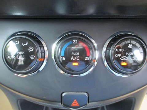 Nissan Note 1.4 16V n-tec+ Euro 5 5dr 21