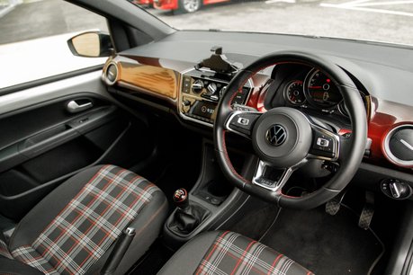 Volkswagen Up GTI