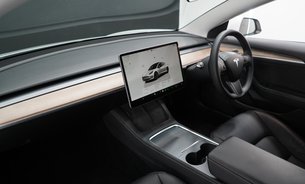 Tesla Model 3 RWD GROK AI Ryzen Chip 1 Owner Adaptive LEDs Heat Pump Panoramic Roof VAT Q 15