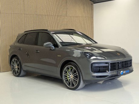 Porsche Cayenne 4.0 Cayenne T S E-Hybrid Auto 4WD 5dr 4