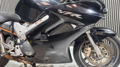 Honda VFR 2008 VTEC FULL LUGGAGE GOOD RUNNING PROJECT BIKE 800CC 30
