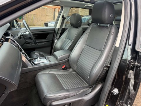 Land Rover Discovery Sport 2.0 Discovery Sport HSE D Auto 4WD 5dr 14