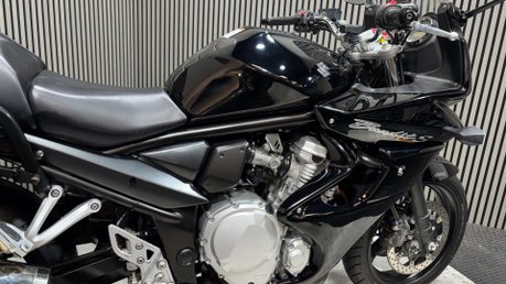 Suzuki Bandit 1250 2009 ONLY 16K FULL LUGGAGE MOT JUNE 2027 TOURER BIKE 15