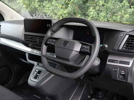 Peugeot Expert Expert 100kW 75kWh Professional Van Auto 16
