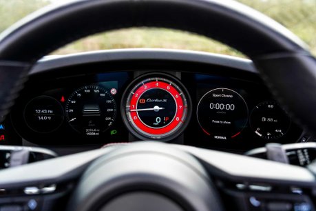 Porsche 911 TURBO S PDK. SPORTS CHRONO. HEATED & VENTILATED SEATS. PCCBS. LIFT. 14