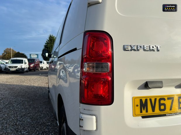 Peugeot Expert Crew Cab SWB L1H1 Blue Hdi Professional Compact EURO 6 NO VAT 18