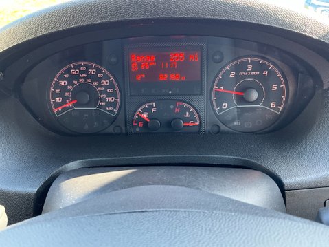 Peugeot Boxer 2.2 BlueHDi 335 Professional L3 H2 Euro 6 (s/s) 5dr 27