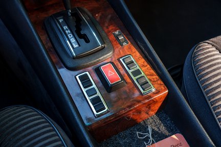 Mercedes-Benz SLC 380 SLC SPECIAL DELIVERY 19