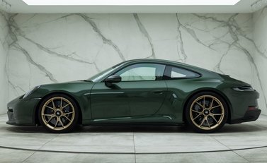 Porsche 911 GT3 TOURING (992) 5