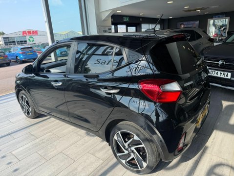 Hyundai i10 1.2 Premium Auto Euro 6 (s/s) 5dr 14