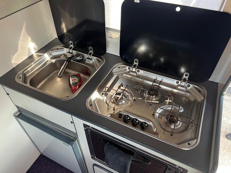 Mercedes-Benz Sprinter Elite Sports Motorhome 310D/40 LWB 18