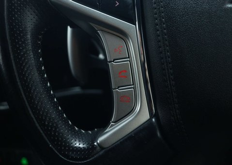 Mitsubishi Outlander 2.4h TwinMotor 13.8kWh Dynamic Safety SUV 5dr Petrol Plug-in Hybrid CVT 4WD 41