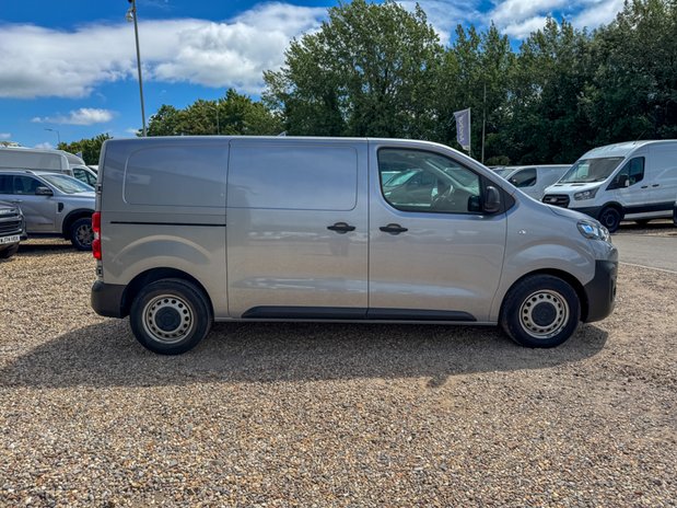 Citroen Dispatch AUTO MWB L2H1 Low Roof Prime 3100 Air Con Sensors EURO 6 5