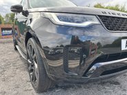 Land Rover Discovery D300 HSE Panel Van - Rear Seat Conversion / Black Pack 26