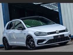 Volkswagen Golf 2.0 Golf R TSi Semi-Auto 4WD 5dr 30