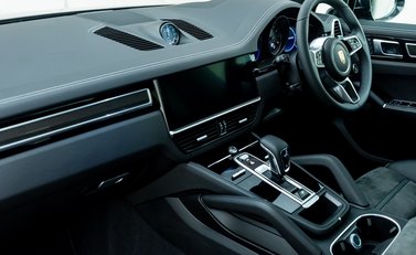 Porsche Cayenne GTS Coupe 18