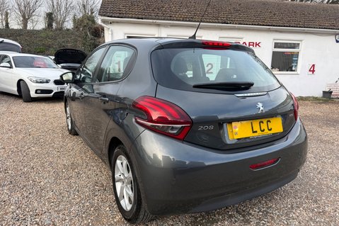 Peugeot 208 PURETECH ACTIVE.. 6 SERVICES.. 1 PREVIOUS KEEPER.. £20 ROAD TAX  10