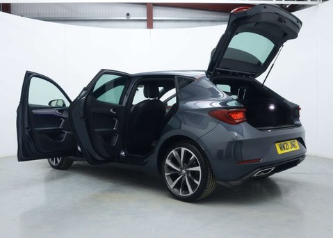 SEAT Leon 1.0 eTSI MHEV FR Sport Hatchback 5dr Petrol Hybrid DSG Euro 6 (s/s) (110 ps 49