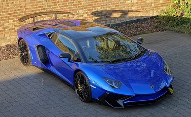 Lamborghini Aventador SV Roadster 31