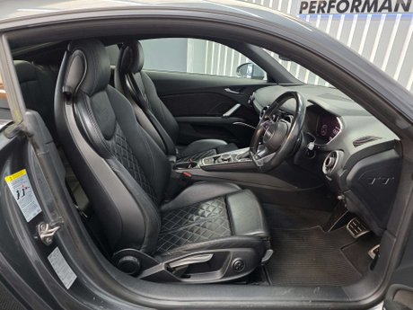 Audi TT 2.0 TFSI Coupe 3dr Petrol S Tronic quattro Euro 6 (s/s) (310 ps) 19